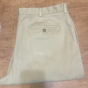 L.l. Bean Pants Mens 40X30  Classic Fit Style 212330 Flat Front Khaki